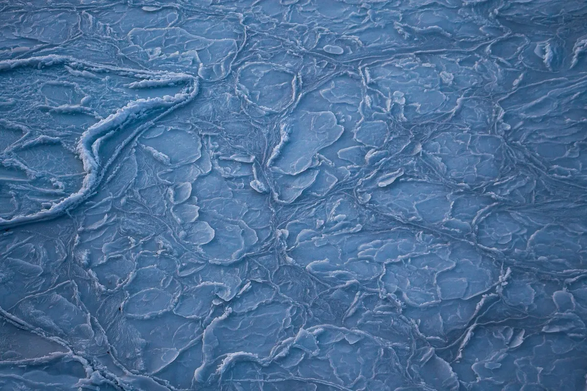 Kalter Wasser, Kerzenflamme
